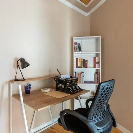 New Gorgeous Modern House 3bd2bath! #335 別荘 イスタンブール