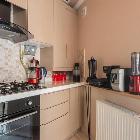 New Gorgeous Modern House 3bd2bath! #335 Estambul